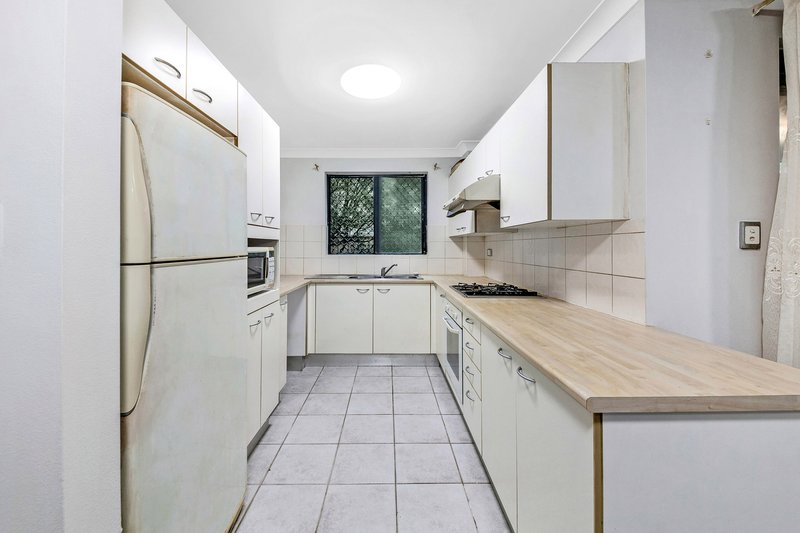 Photo - 4/44-46 Jacobs Street, Bankstown NSW 2200 - Image 3