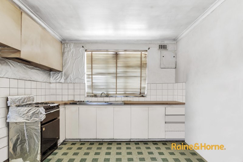Photo - 4/44 Glendale Road, Springvale VIC 3171 - Image 3