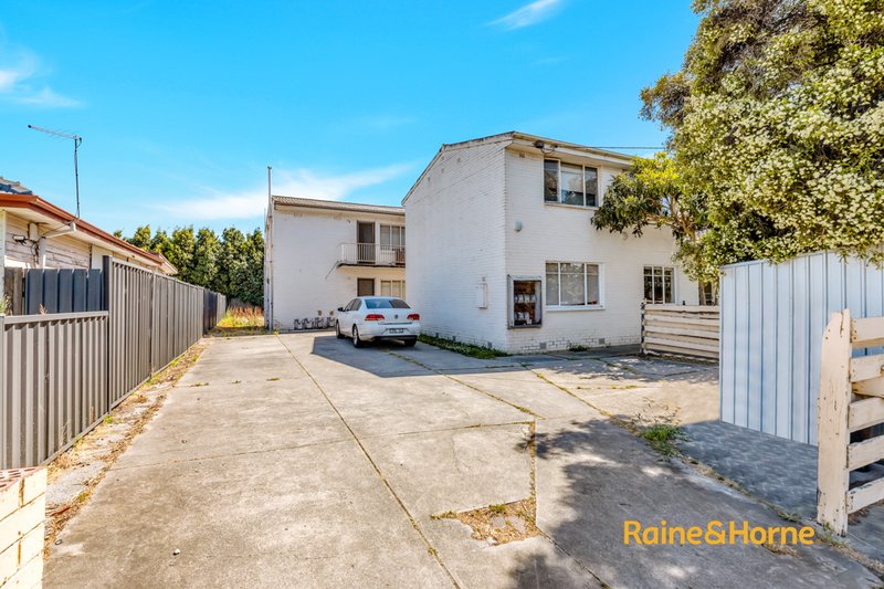 Photo - 4/44 Glendale Road, Springvale VIC 3171 - Image 6