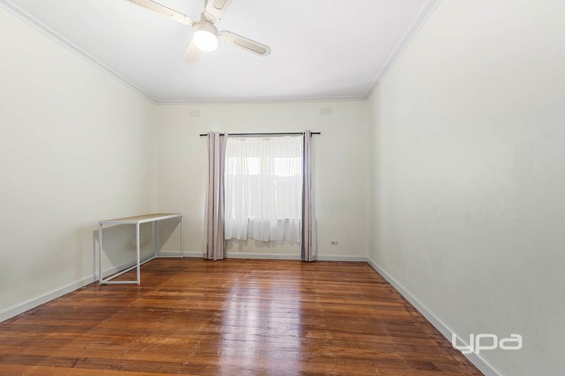 Photo - 444 Main Road West , St Albans VIC 3021 - Image 6