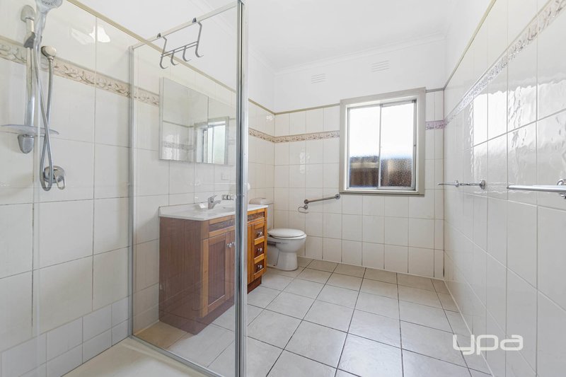 Photo - 444 Main Road West , St Albans VIC 3021 - Image 7