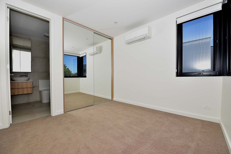 Photo - 4/442 -444 Nepean Hwy , Parkdale VIC 3195 - Image 5