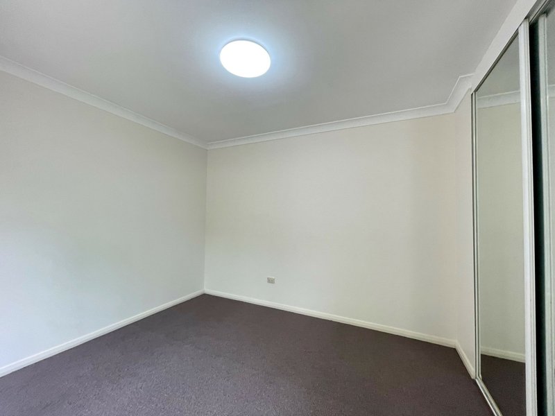 Photo - 4/45-47 Dutton Street, Bankstown NSW 2200 - Image 6