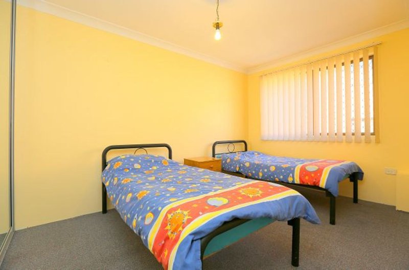 Photo - 4/45-47 Jacobs Street, Bankstown NSW 2200 - Image 6