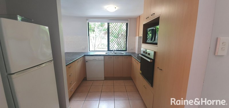 Photo - 4/45 Brisbane Street, Toowong QLD 4066 - Image 4