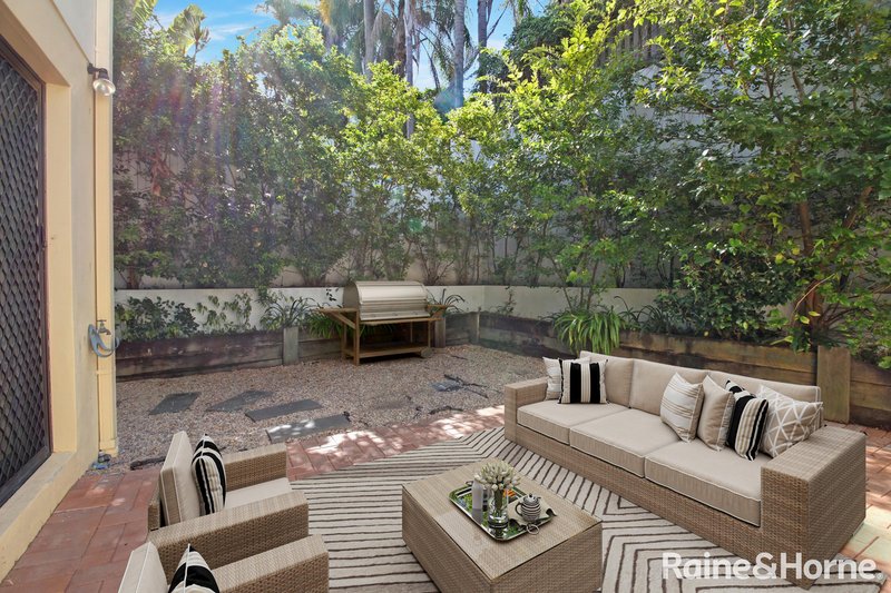 Photo - 4/45 Brisbane Street, Toowong QLD 4066 - Image 2