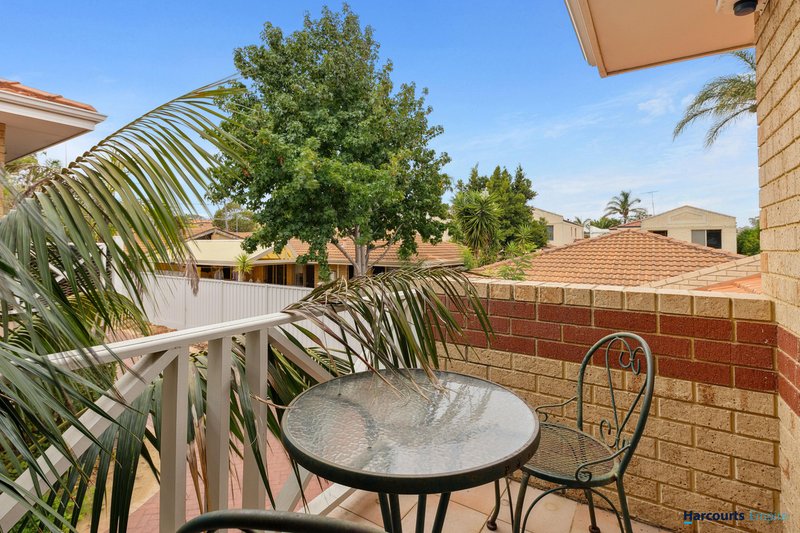 Photo - 4/45 Calais Road, Scarborough WA 6019 - Image 10