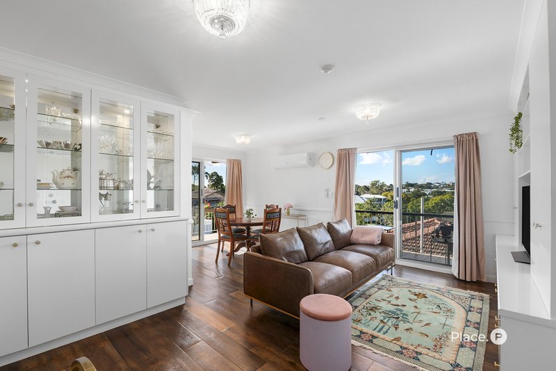 Photo - 4/45 Derby Street, Coorparoo QLD 4151 - Image 1