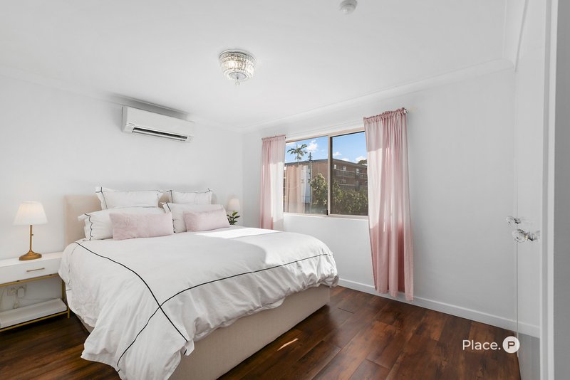 Photo - 4/45 Derby Street, Coorparoo QLD 4151 - Image 10