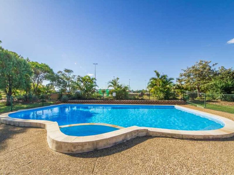 Photo - 44/5 Galeen Drive, Burleigh Waters QLD 4220 - Image 8