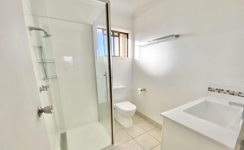 Photo - 4/45 O'Connell Street, Barney Point QLD 4680 - Image 5