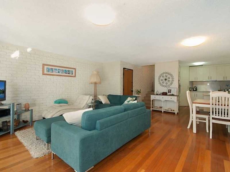 Photo - 4/45 Pacific Parade, Lennox Head NSW 2478 - Image 2