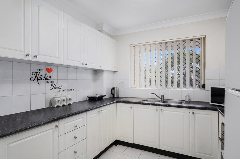 Photo - 4/45 Reynolds Avenue, Bankstown NSW 2200 - Image 3