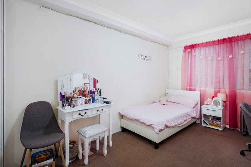 Photo - 4/45 Reynolds Avenue, Bankstown NSW 2200 - Image 5