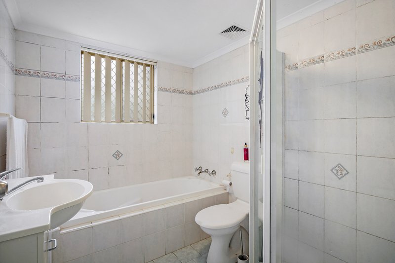 Photo - 4/45 Reynolds Avenue, Bankstown NSW 2200 - Image 7