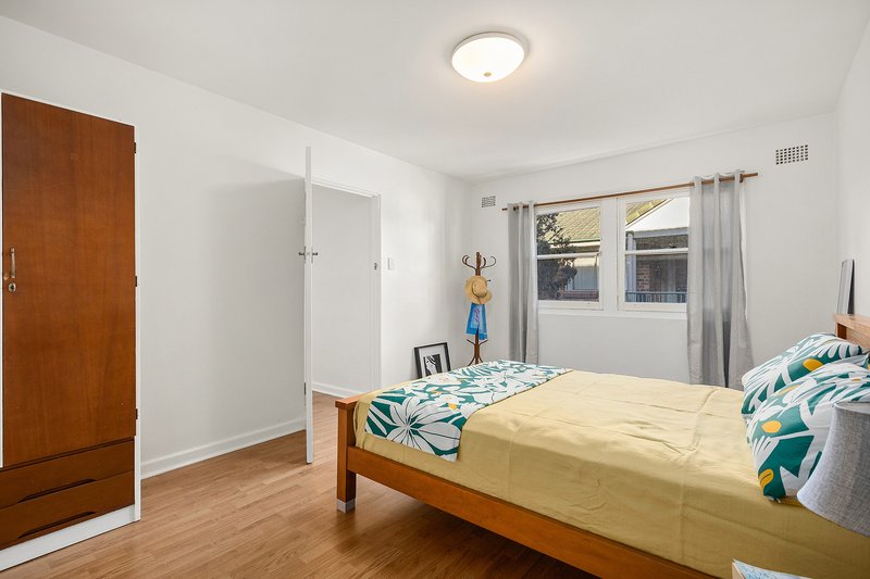 Photo - 4/45 Smith Street, Wollongong NSW 2500 - Image 4