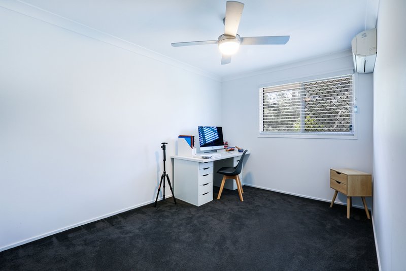 Photo - 4/45a Highfield Drive, Merrimac QLD 4226 - Image 10