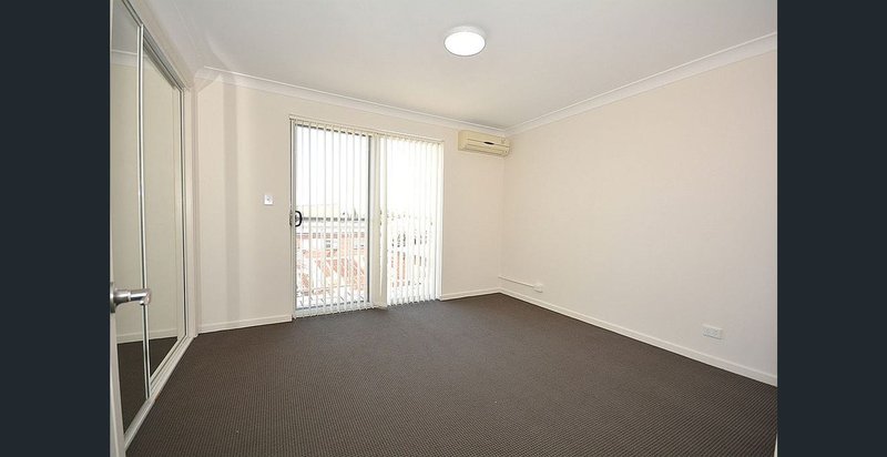 Photo - 4/46 Amy Street, Regents Park NSW 2143 - Image 4