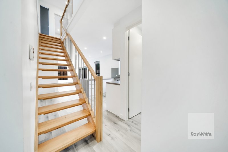 Photo - 4/46 Broadmeadows Road, Tullamarine VIC 3043 - Image 11