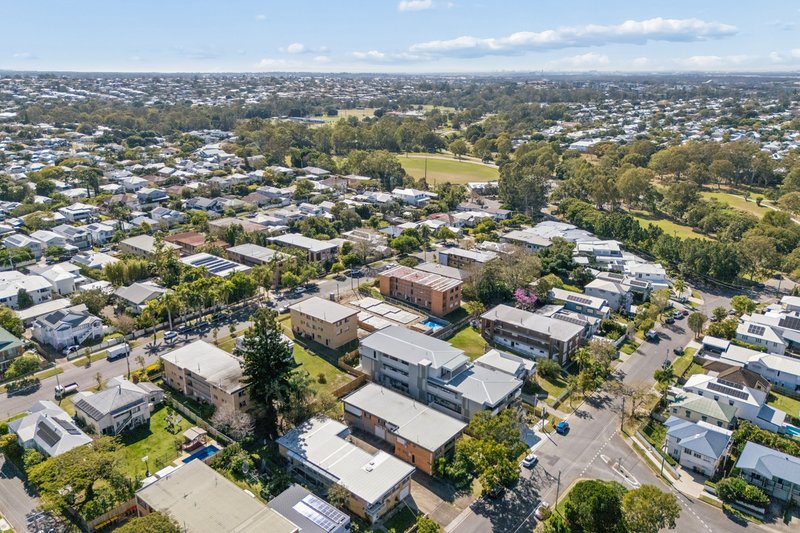 Photo - 4/46 Fifth Avenue, Kedron QLD 4031 - Image 3