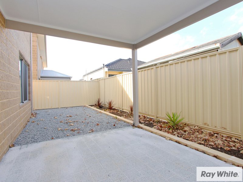 Photo - 4/46 Marriamup Street, Cannington WA 6107 - Image 27