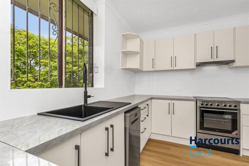 Photo - 4/46 Racecourse Road, Hamilton QLD 4007 - Image 7