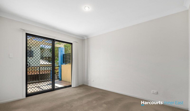 Photo - 4/46 Riding Road, Hawthorne QLD 4171 - Image 4