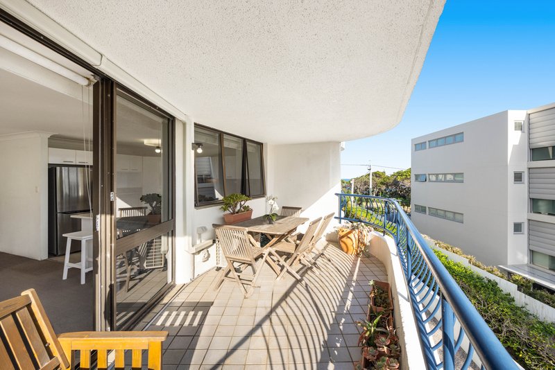 Photo - 4/46 Warne Terrace, Caloundra QLD 4551 - Image 4