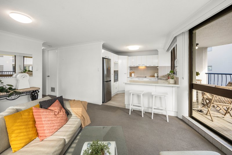 Photo - 4/46 Warne Terrace, Caloundra QLD 4551 - Image 10