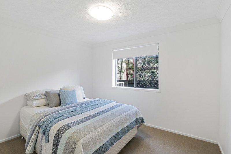 Photo - 4/468-470 Coolangatta Road, Tugun QLD 4224 - Image 5