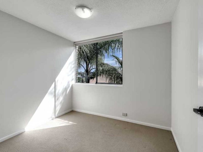 Photo - 4/47 Herston Road, Kelvin Grove QLD 4059 - Image 7