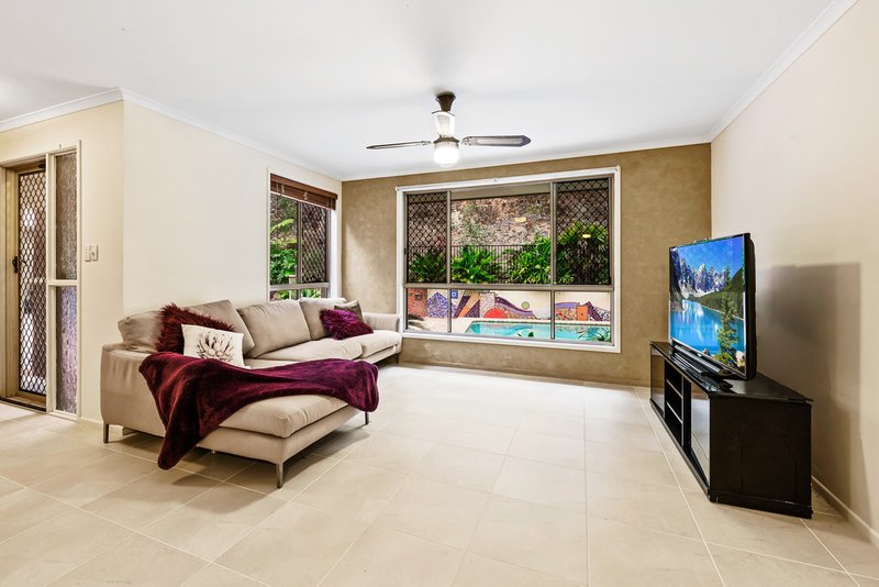 Photo - 447 Ilkley Road, Ilkley QLD 4554 - Image 4