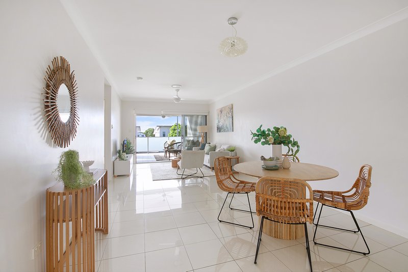 Photo - 4/47 Kates Street, Morningside QLD 4170 - Image 2