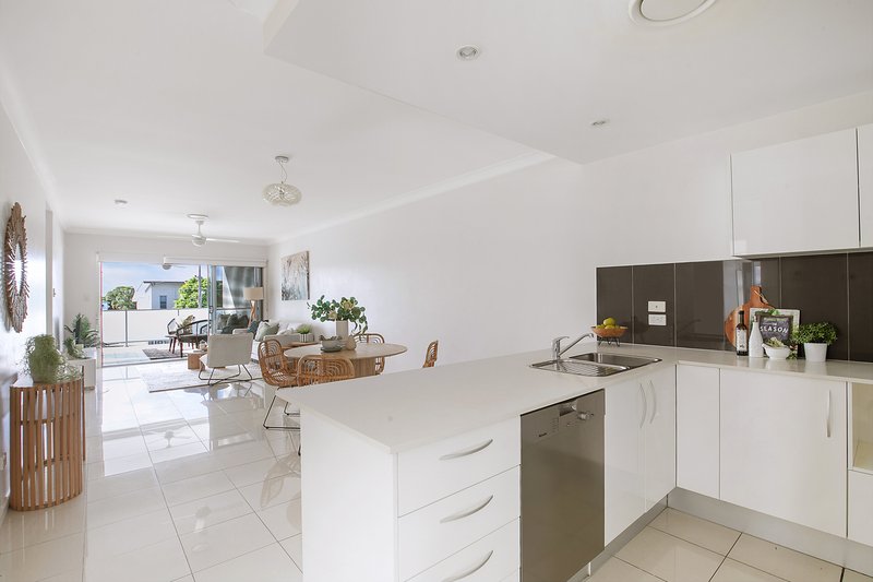 Photo - 4/47 Kates Street, Morningside QLD 4170 - Image 3