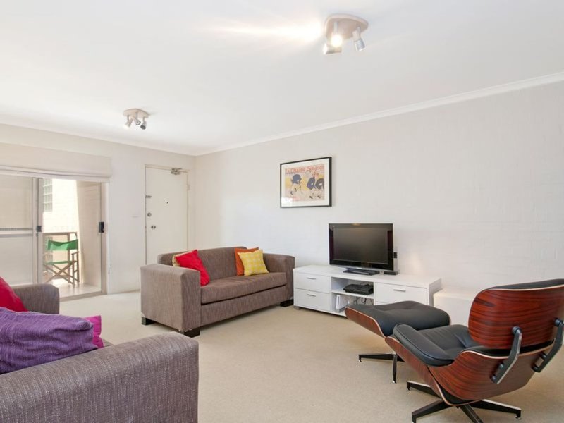 Photo - 4/47 Kennedy Street, Kingston ACT 2604 - Image 5