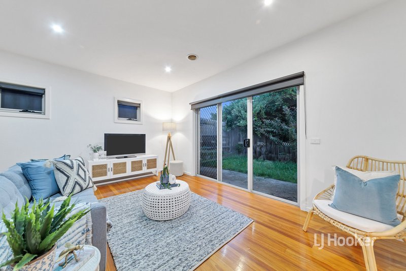 Photo - 4/47 St Vigeons Road, Reservoir VIC 3073 - Image 2