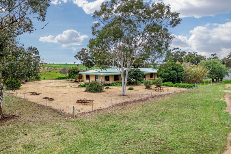 447 Wetmores Lane, Milbrulong NSW 2656