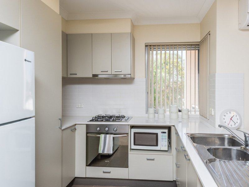 Photo - 44/76 Newcastle Street, Perth WA 6000 - Image 15