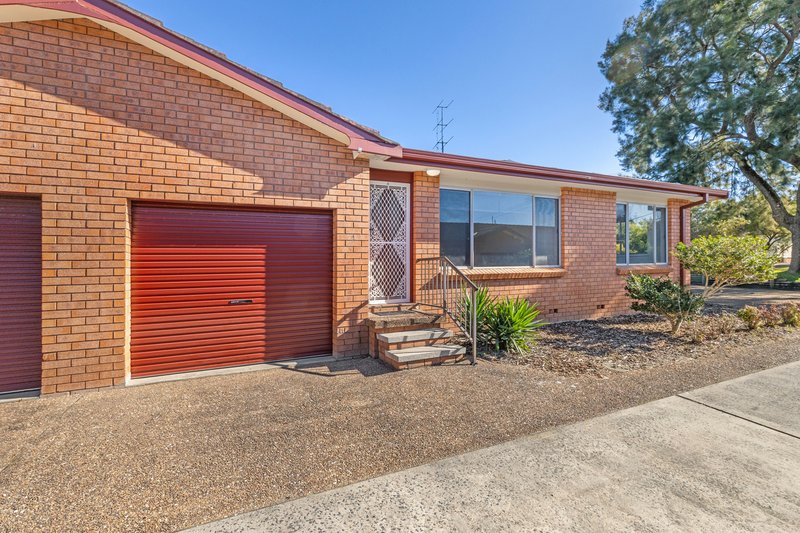 Photo - 4/48-50 Ocean View Road, Gorokan NSW 2263 - Image 3