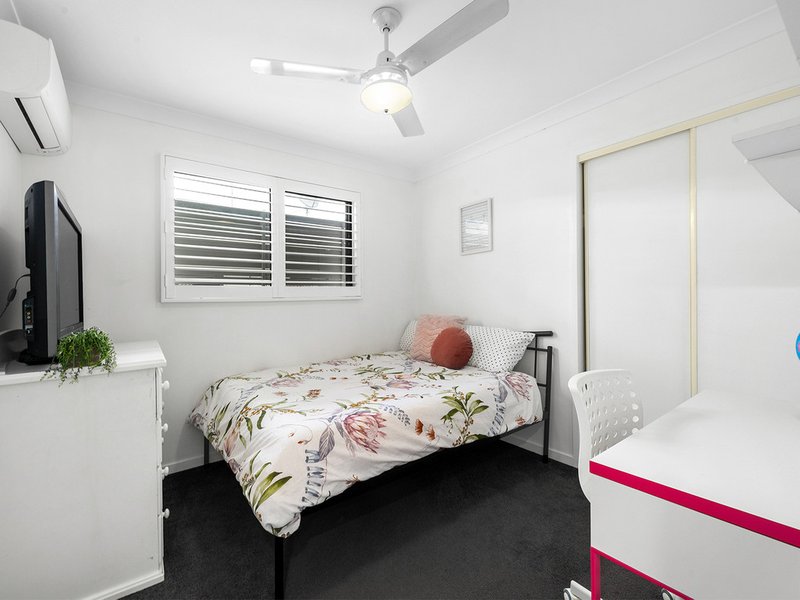 Photo - 4/48 Halcomb Street, Zillmere QLD 4034 - Image 13