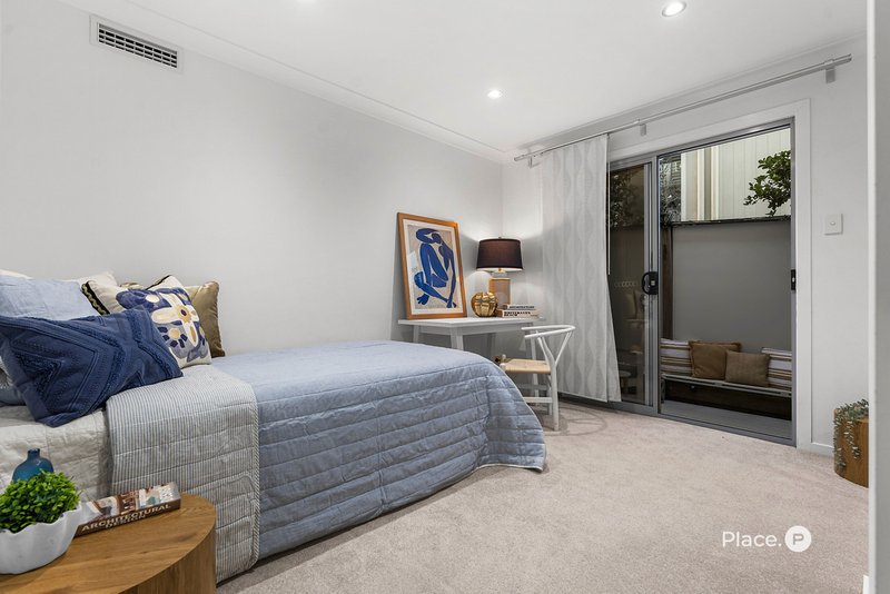 Photo - 4/48 Oceana Terrace, Manly QLD 4179 - Image 13