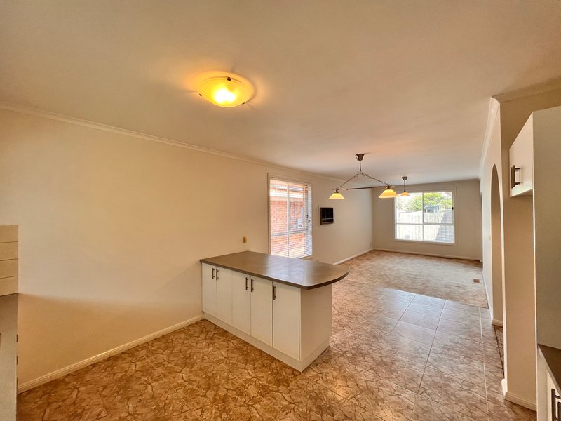 Photo - 4/48 Stanley Street, Glenroy VIC 3046 - Image 8