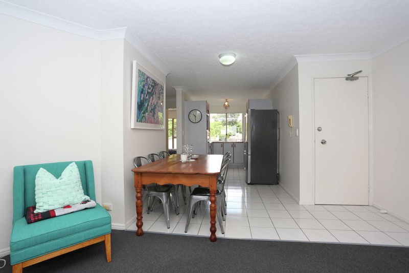 Photo - 4/48 Victoria Terrace, Annerley QLD 4103 - Image 6