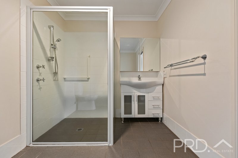 Photo - 44/84 Currawong Road, Tumut NSW 2720 - Image 9