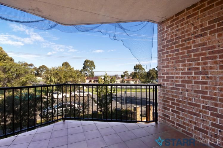 Photo - 4/49 Calliope Street, Guildford NSW 2161 - Image 8