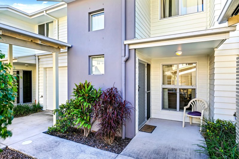 Photo - 4/49 Dalton Drive, Maroochydore QLD 4558 - Image 2