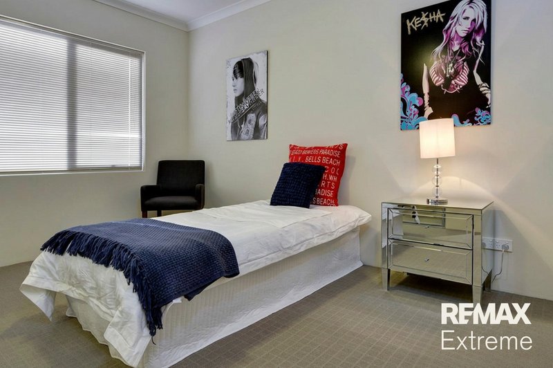 Photo - 4/49 Discovery Circuit, Iluka WA 6028 - Image 7