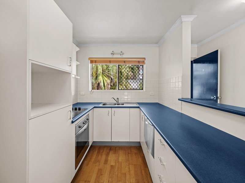 Photo - 4/49 Miskin Street, Toowong QLD 4066 - Image 5