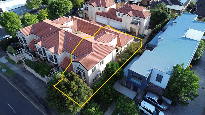 Photo - 4/492-496 Princes Highway, Woonona NSW 2517 - Image 1