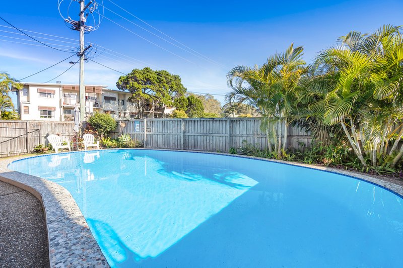 Photo - 4/496 Coolangatta Road, Tugun QLD 4224 - Image 4